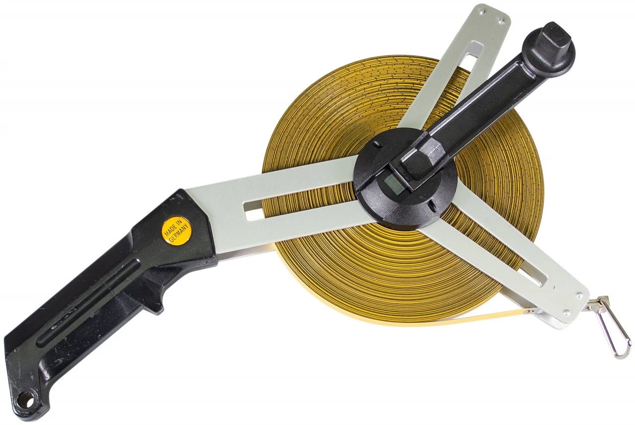 Stewe-Nox Stålmålebånd Med Gul Polyamid-belægning På Trekantet Alu. Ramme 50 M 3 Stewe-Nox Stålmålebånd Med Gul Polyamid-belægning På Trekantet Alu. Ramme 50 M